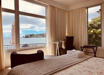 A Villa by the Sea-Room "Suite do Garajau-escuro"